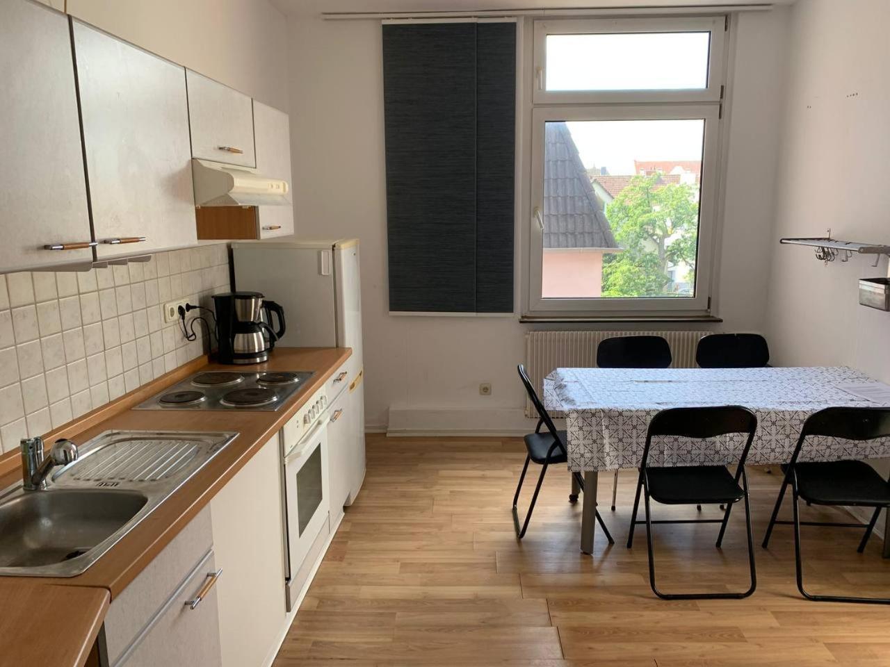 Geraeumige In Appartement *